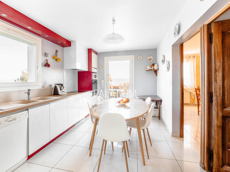 Maison - 148 m² - 4 pièces