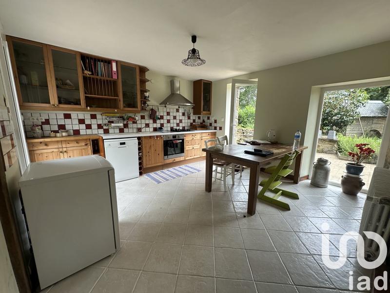 Maison - 98 m² - 6 pièces