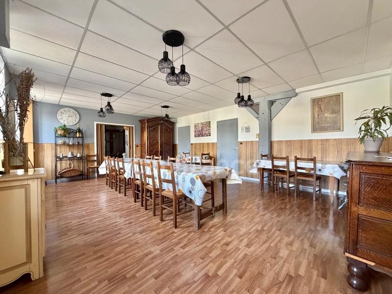 Maison en pierre - 545 m² - 21 pièces