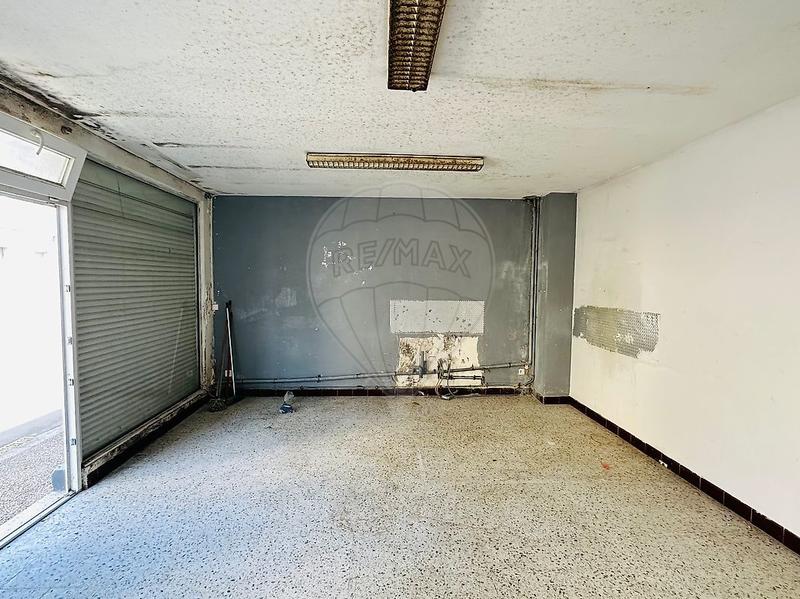 Immeuble - 48 m² - 2 pièces