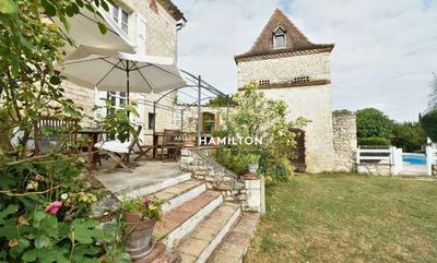 Maison de maîtres - 830 m² - 24 pièces