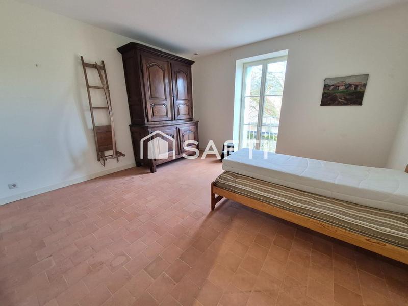 Maison de maîtres - 268 m² - 8 pièces
