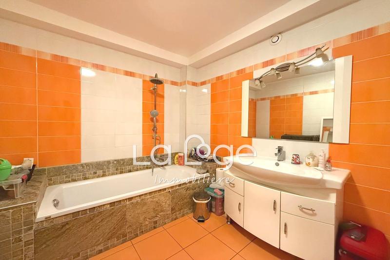 Maison - 127 m² - 4 pièces