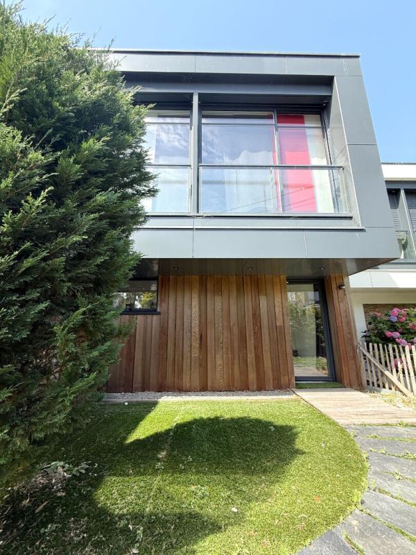 Maison - 138 m² - 7 pièces