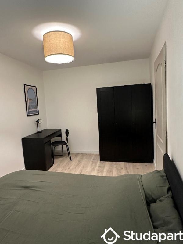 Chambre - 12 m² - 1 pièce