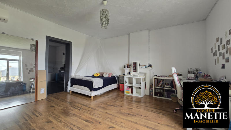 Maison - 177 m² - 5 pièces