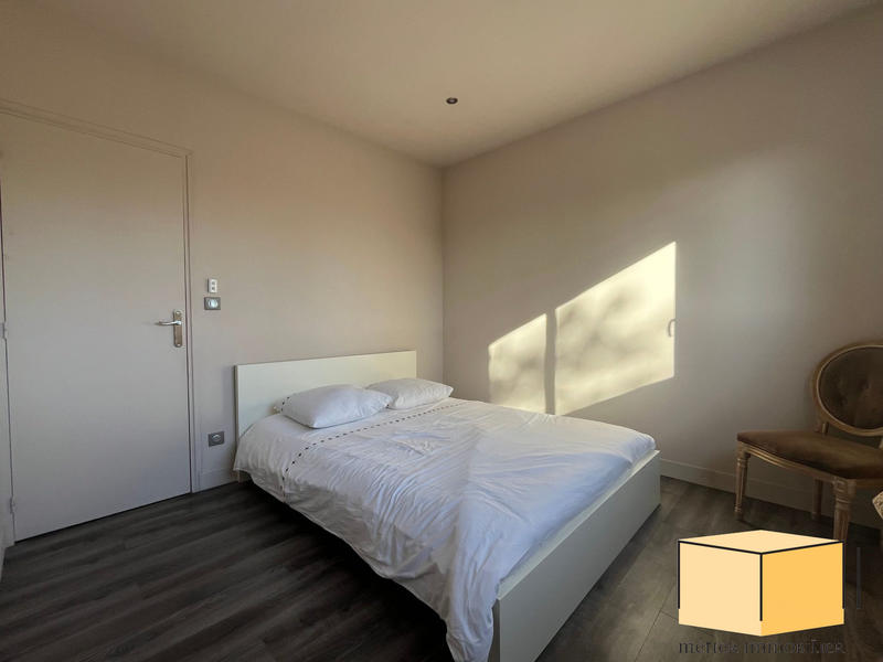 Villa - 207 m² - 6 pièces