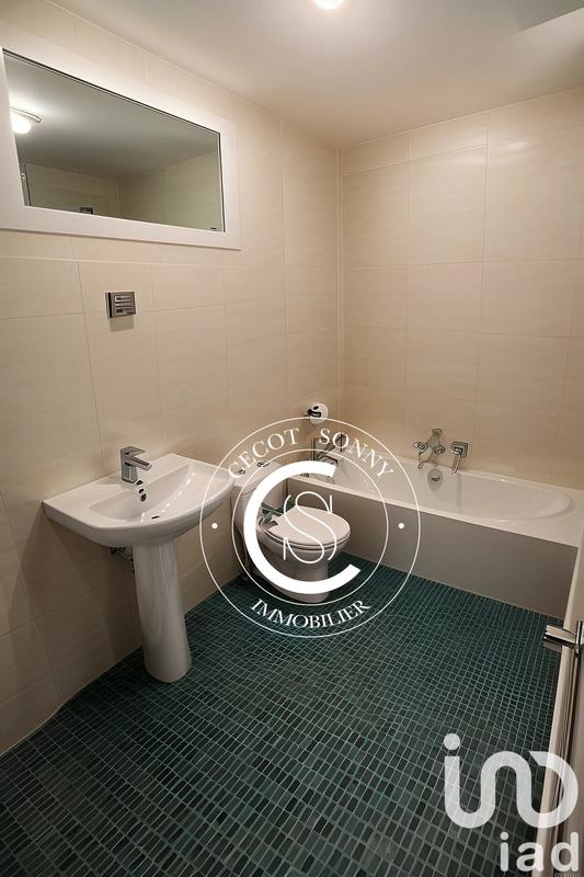 Maison - 156 m² - 8 pièces