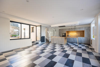 Maison ancienne - 193 m² - 9 pièces