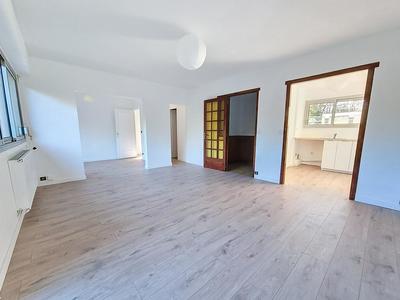 Appartement - 70 m² - 4 pièces