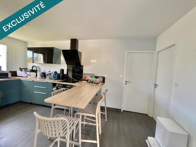 Maison - 90 m² - 5 pièces