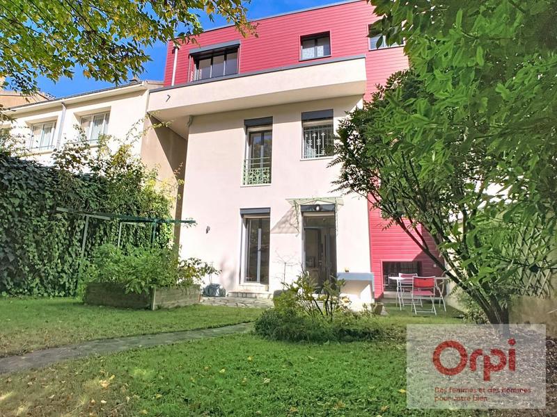 Maison - 188 m² - 6 pièces