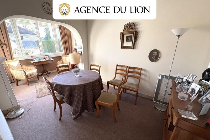 Maison - 198 m² - 8 pièces