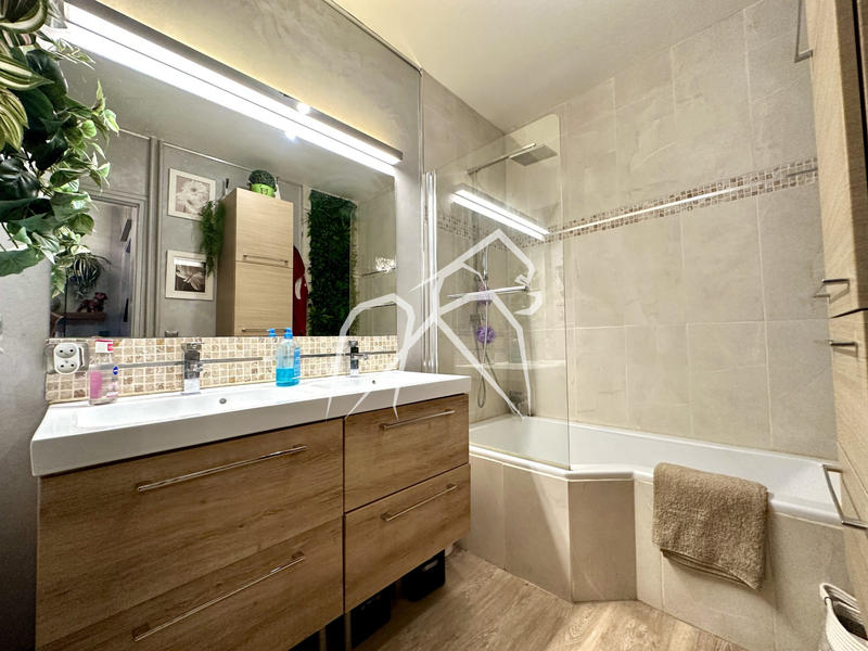 Appartement - 89 m² - 4 pièces