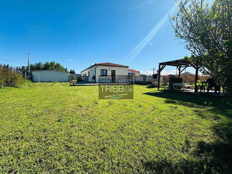 Maison - 228 m² - 10 pièces