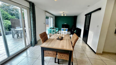 Pavillon - 95 m² - 4 pièces