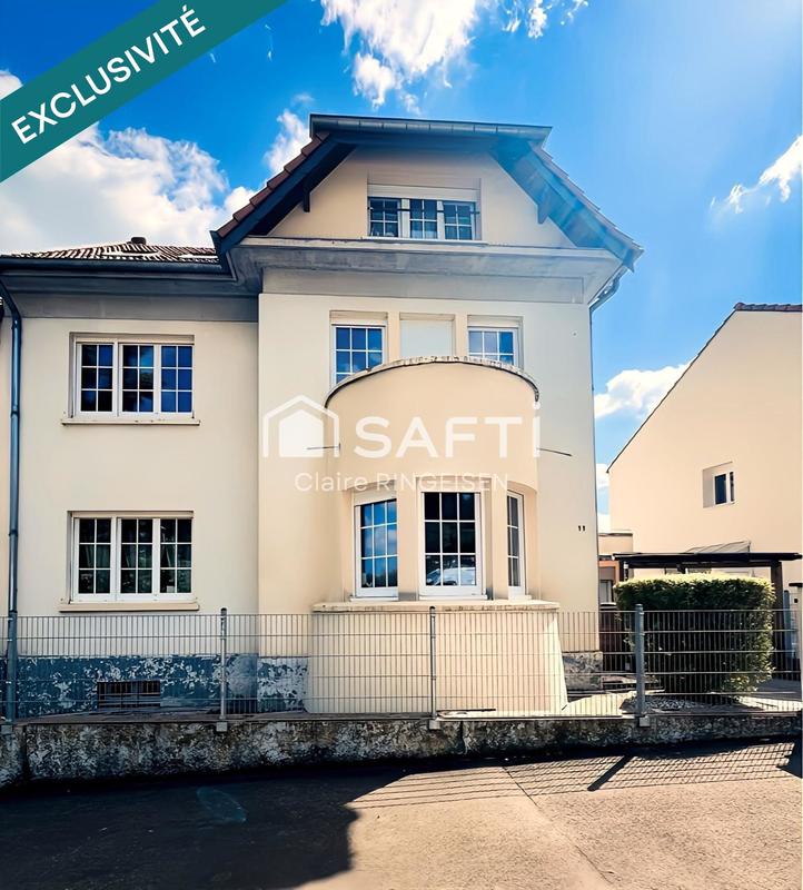 Maison - 200 m² - 8 pièces