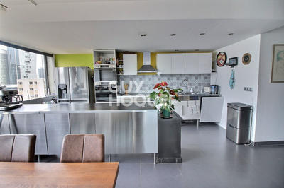 Appartement - 94 m² - 4 pièces