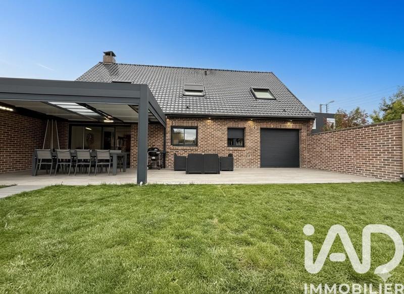 Maison - 145 m² - 6 pièces