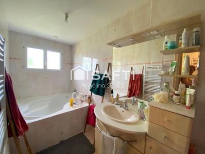 Maison - 110 m² - 5 pièces