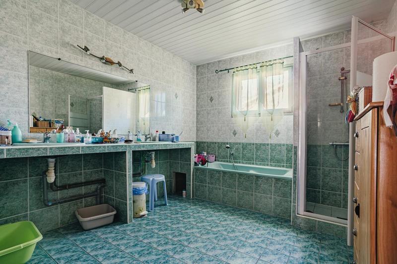 Maison traditionnelle - 146 m² - 6 pièces