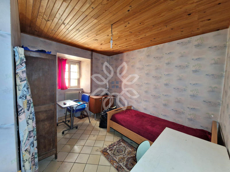 Maison - 146 m² - 7 pièces