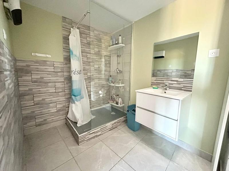 Villa - 96 m² - 5 pièces