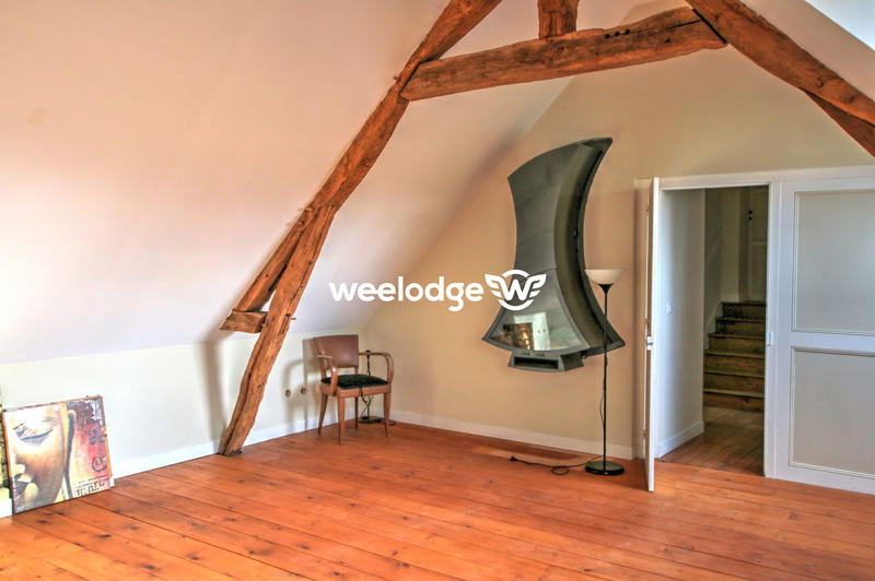 Maison - 400 m² - 14 pièces