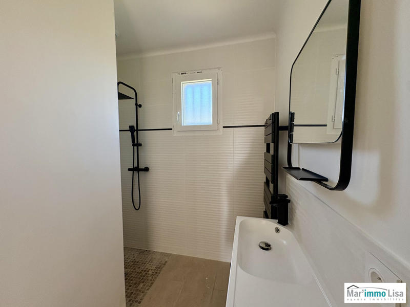 Maison traditionnelle - 115 m² - 5 pièces