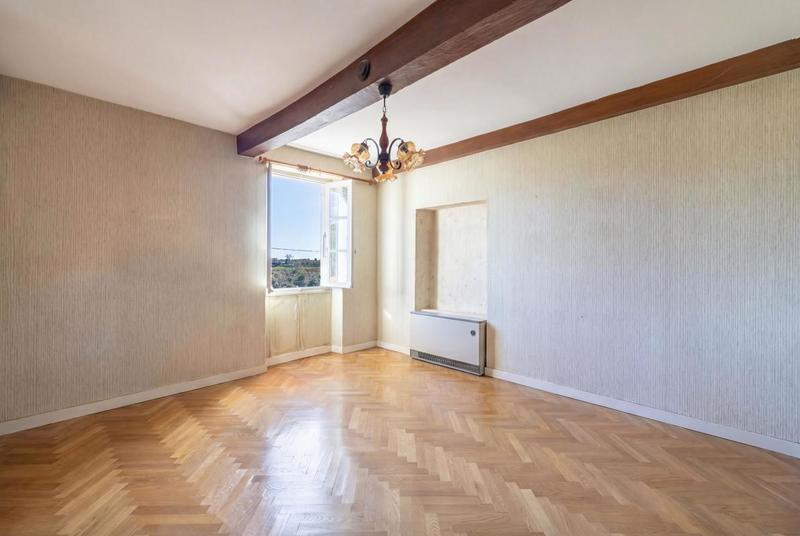 Villa - 167 m² - 6 pièces