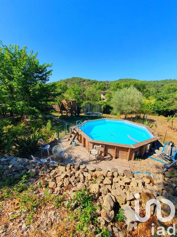 Maison - 103 m² - 5 pièces