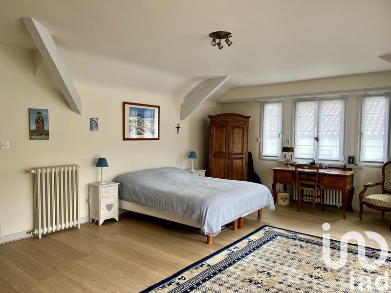 Maison de ville - 284 m² - 11 pièces