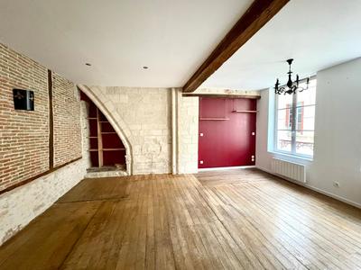 Maison de ville - 82 m² - 3 pièces