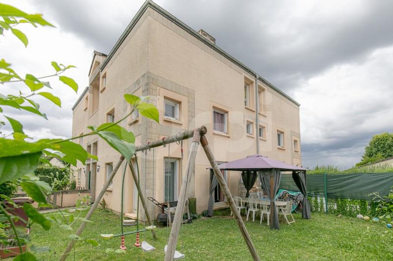 Maison - 114 m² - 5 pièces