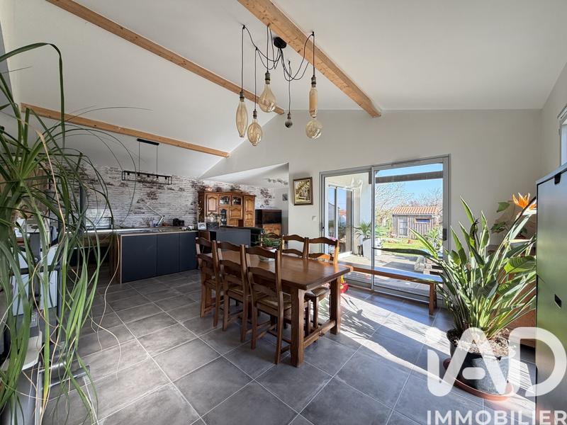 Maison - 100 m² - 4 pièces