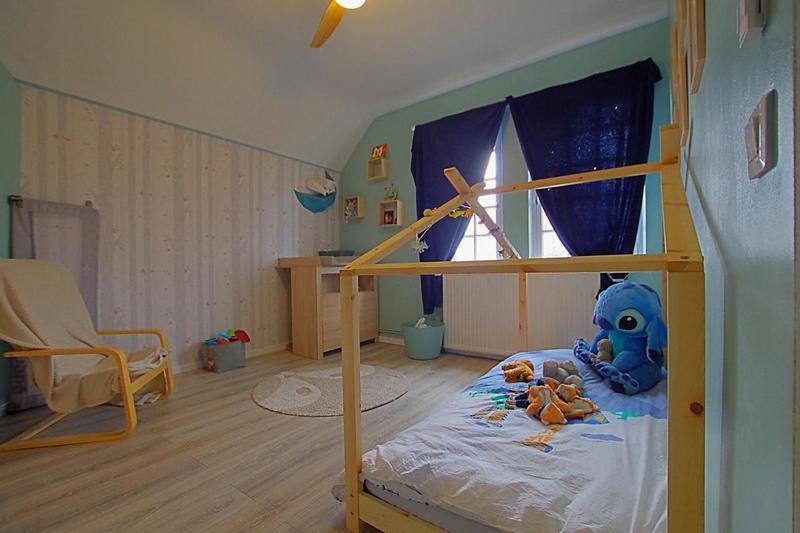 Maison - 166 m² - 6 pièces