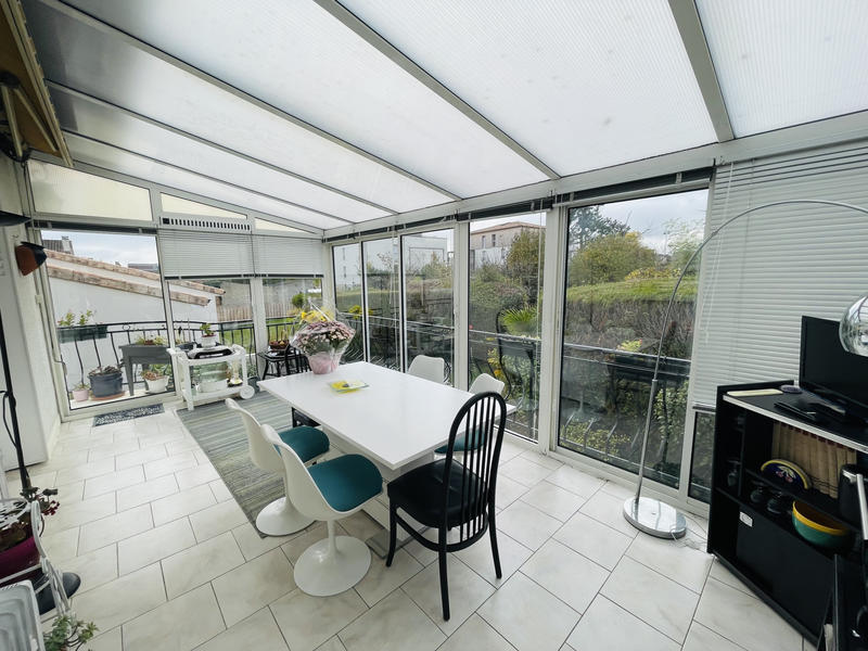 Maison - 140 m² - 6 pièces