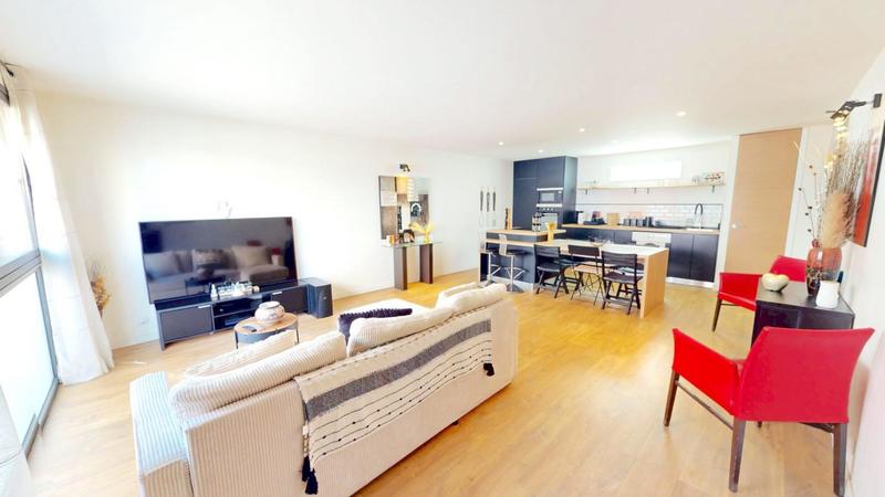 Loft - 67 m² - 3 pièces