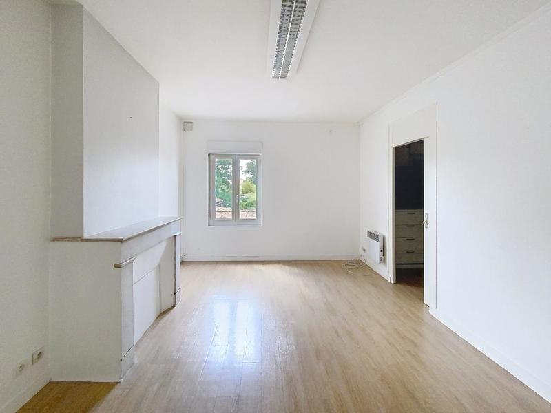 Local commercial - 136 m²