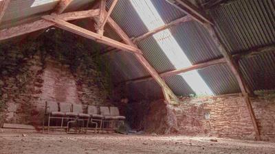 Maison ancienne - 170 m² - 2 pièces