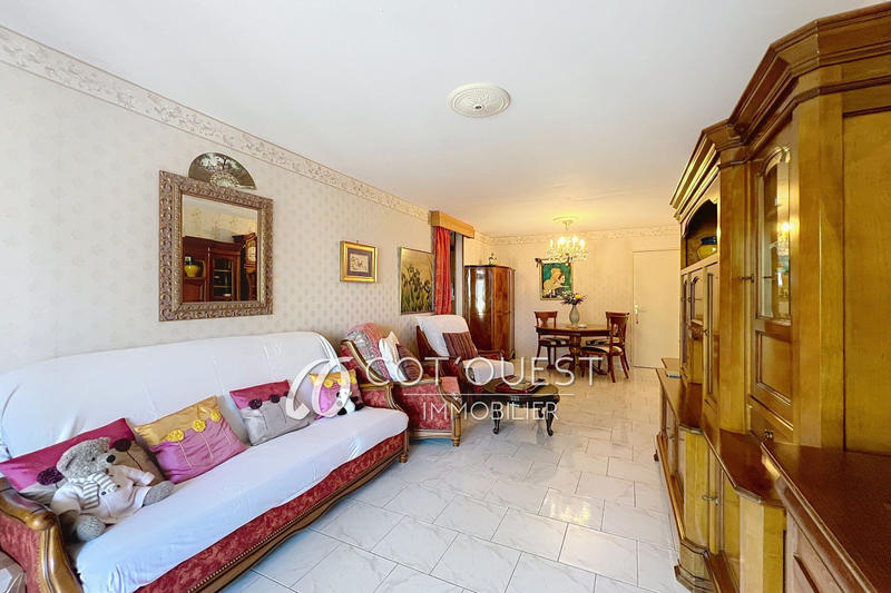 Appartement - 70 m² - 3 pièces