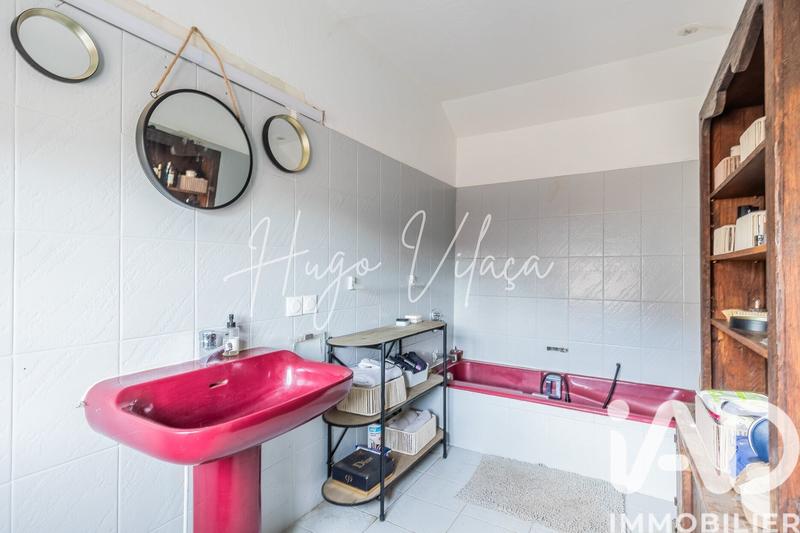 Maison - 102 m² - 3 pièces