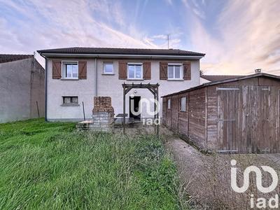 Maison - 96 m² - 5 pièces