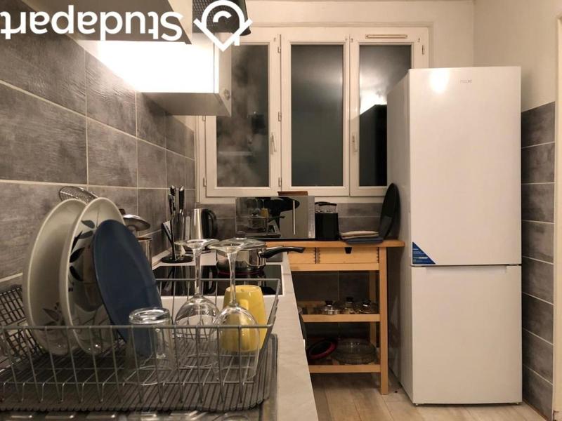 Chambre - 10 m² - 1 pièce