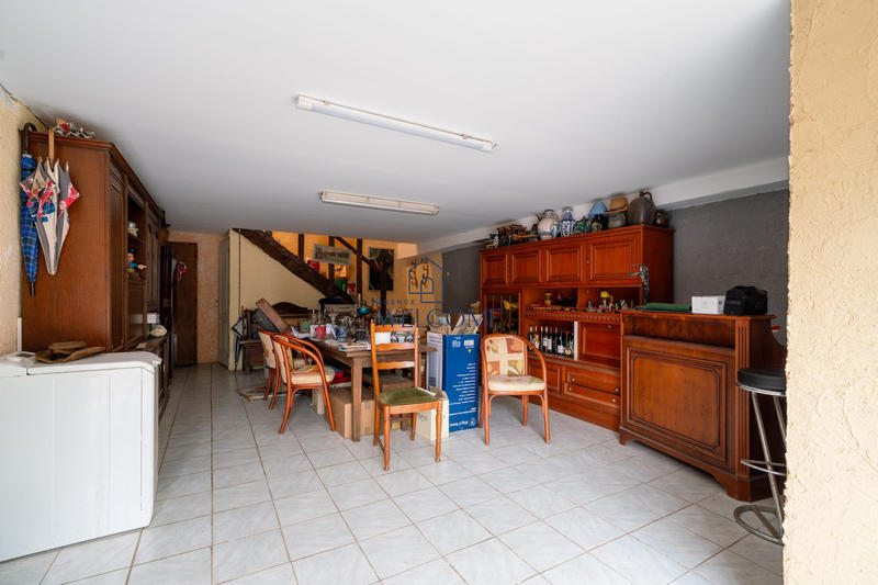 Viager - Maison - 202 m² - 7 pièces