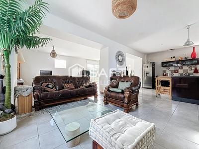 Maison - 107 m² - 3 pièces