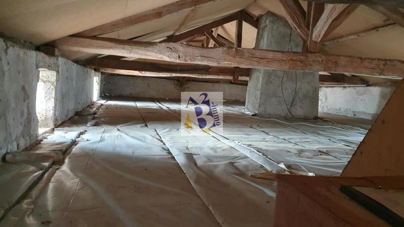 Maison - 221 m² - 9 pièces