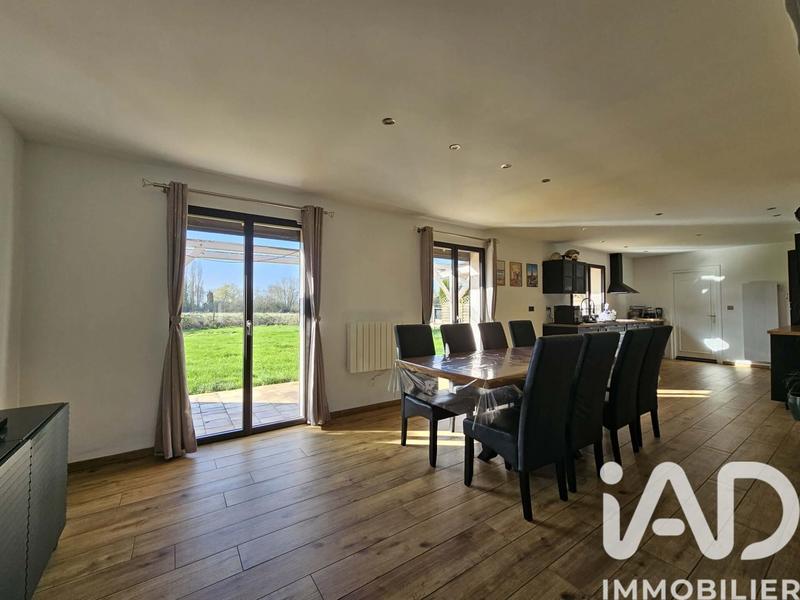 Maison - 138 m² - 6 pièces