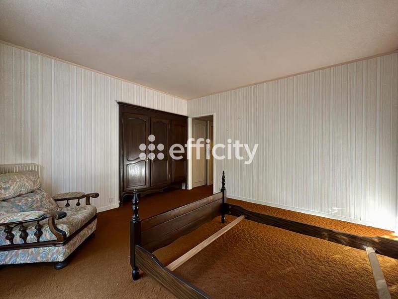 Maison - 183 m² - 5 pièces