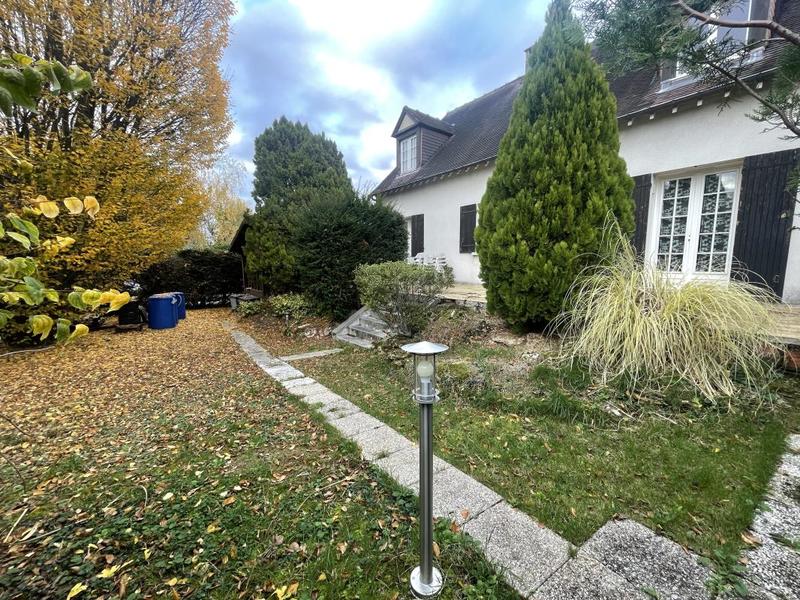 Pavillon - 132 m² - 5 pièces